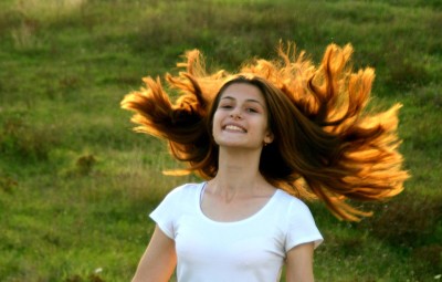 Capelli deboli e caduta dei capelli: shampoo, balsamo e rimedi?